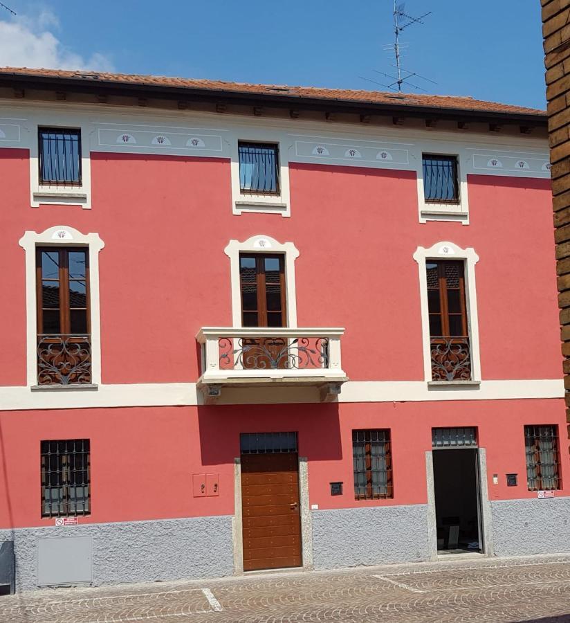 B&B Del Corso Castano Primo ภายนอก รูปภาพ