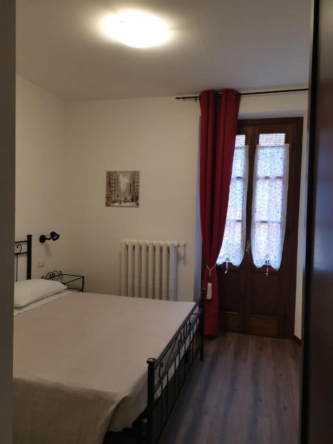 B&B Del Corso Castano Primo ภายนอก รูปภาพ
