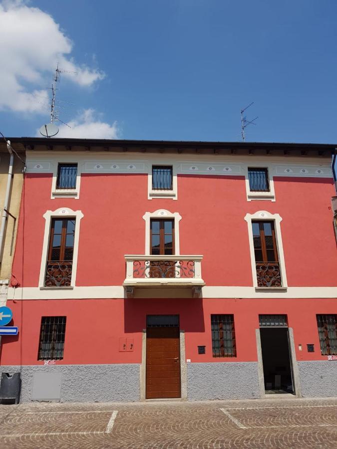 B&B Del Corso Castano Primo ภายนอก รูปภาพ