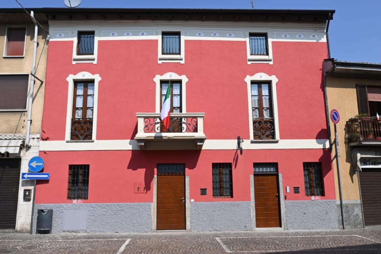 B&B Del Corso Castano Primo ภายนอก รูปภาพ